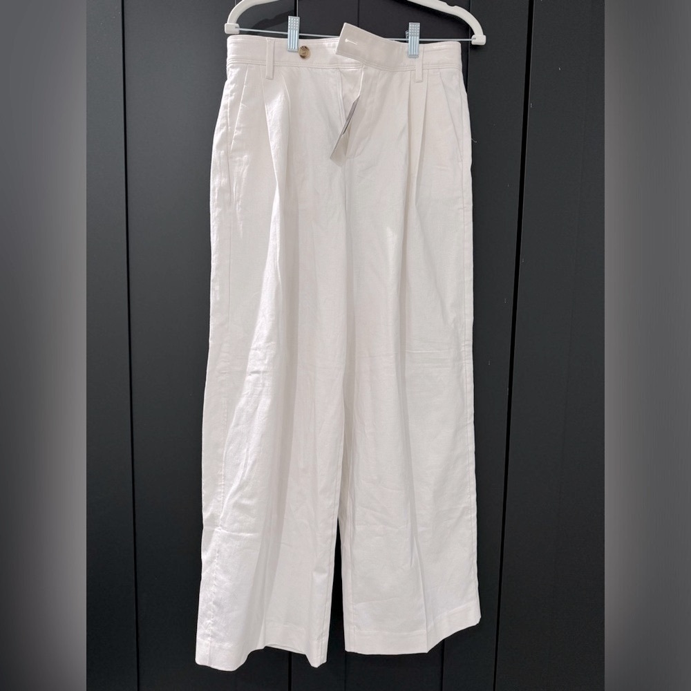 Banana Republic High-Waisted Linen Pants